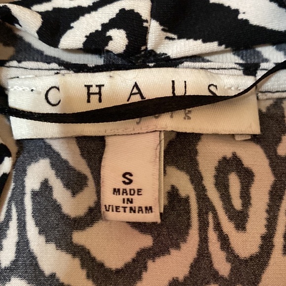 Chaus New York Black and White Mid Sleeve Abstract Print Wrap Front Blouse - Picture 4 of 5